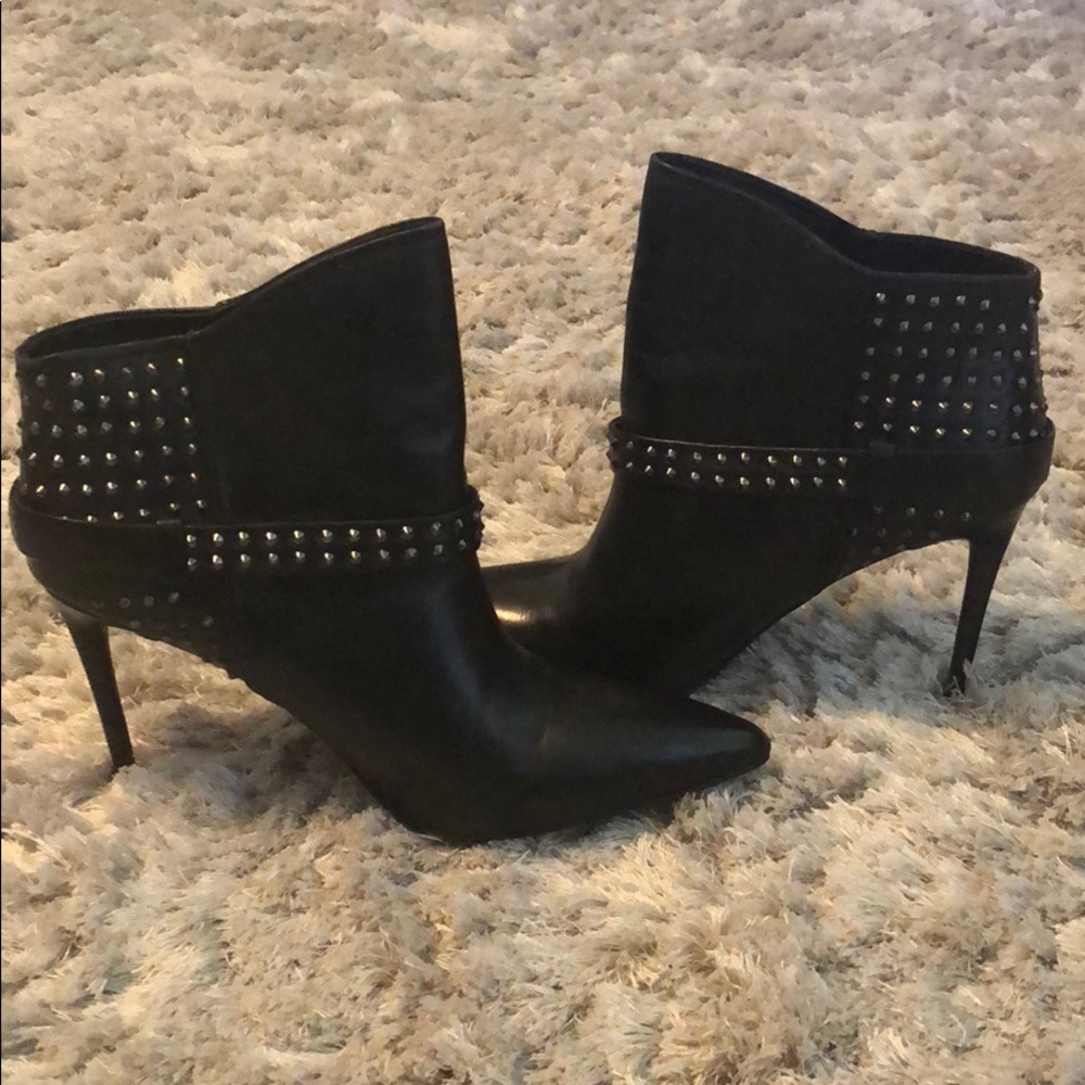 Kenneth Cole Bon Always Bootie Heel
